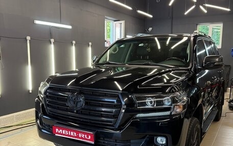 Toyota Land Cruiser 200, 2015 год, 4 700 000 рублей, 1 фотография