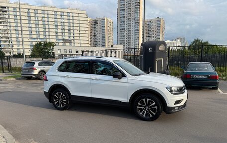Volkswagen Tiguan II, 2019 год, 3 300 000 рублей, 10 фотография