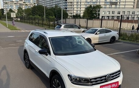 Volkswagen Tiguan II, 2019 год, 3 300 000 рублей, 9 фотография
