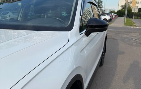 Volkswagen Tiguan II, 2019 год, 3 300 000 рублей, 21 фотография