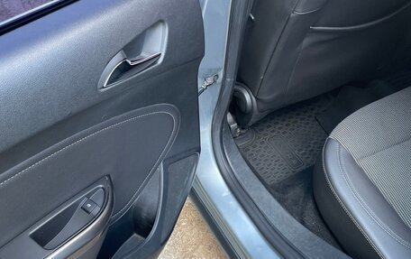 Opel Astra J, 2011 год, 600 000 рублей, 5 фотография