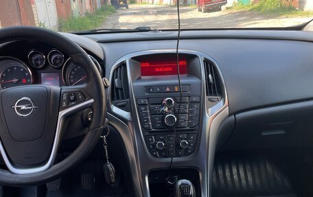 Opel Astra J, 2011 год, 600 000 рублей, 9 фотография