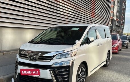 Toyota Vellfire II, 2019 год, 4 300 000 рублей, 24 фотография