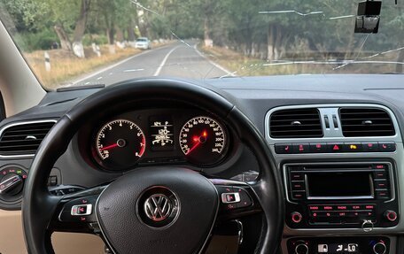 Volkswagen Polo VI (EU Market), 2015 год, 1 050 000 рублей, 7 фотография