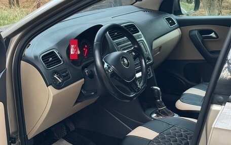 Volkswagen Polo VI (EU Market), 2015 год, 1 050 000 рублей, 2 фотография