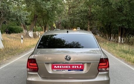 Volkswagen Polo VI (EU Market), 2015 год, 1 050 000 рублей, 6 фотография