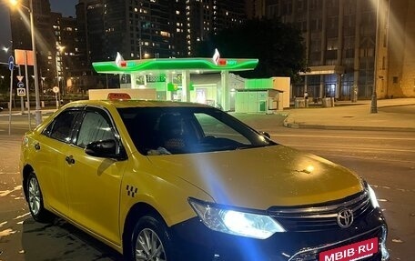 Toyota Camry, 2017 год, 1 100 000 рублей, 7 фотография