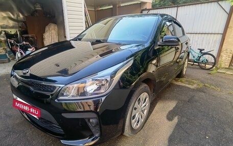 KIA Rio IV, 2018 год, 1 650 000 рублей, 3 фотография