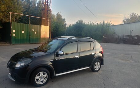 Renault Sandero I, 2013 год, 750 000 рублей, 3 фотография