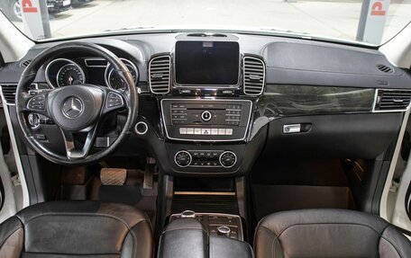 Mercedes-Benz GLS, 2018 год, 4 798 000 рублей, 15 фотография