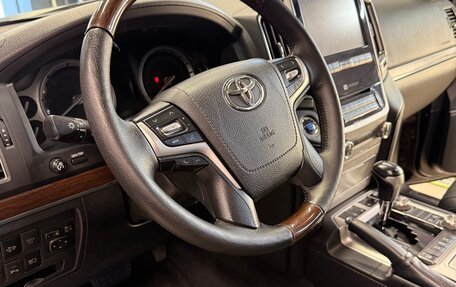 Toyota Land Cruiser 200, 2015 год, 4 700 000 рублей, 4 фотография
