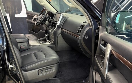 Toyota Land Cruiser 200, 2015 год, 4 700 000 рублей, 12 фотография