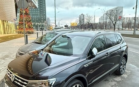 Volkswagen Tiguan II, 2020 год, 3 520 000 рублей, 6 фотография