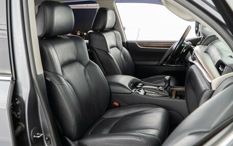 Lexus LX III, 2016 год, 4 999 000 рублей, 9 фотография
