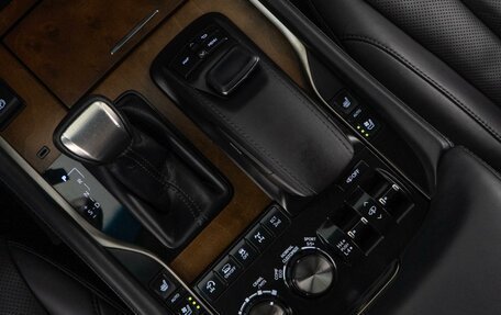 Lexus LX III, 2016 год, 4 999 000 рублей, 26 фотография