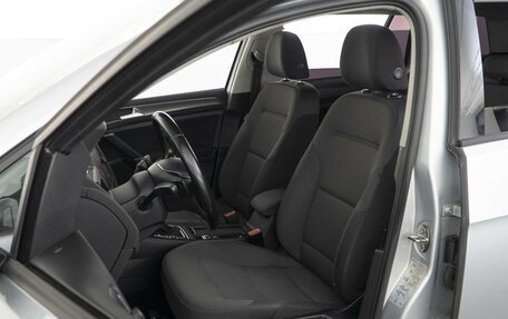 Volkswagen Golf VII, 2019 год, 1 784 500 рублей, 10 фотография