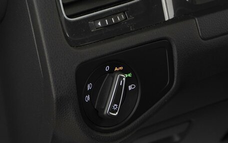 Volkswagen Golf VII, 2019 год, 1 784 500 рублей, 16 фотография