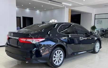 Toyota Camry, 2021 год, 2 250 000 рублей, 6 фотография