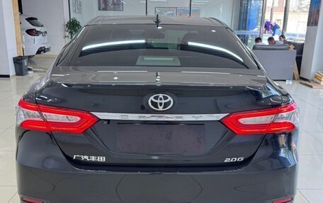 Toyota Camry, 2021 год, 2 250 000 рублей, 5 фотография