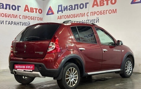 Renault Sandero I, 2014 год, 647 000 рублей, 3 фотография