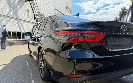 Toyota Camry, 2021 год, 3 820 000 рублей, 7 фотография