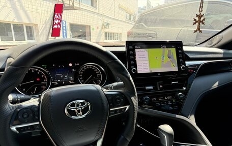 Toyota Camry, 2021 год, 3 820 000 рублей, 11 фотография