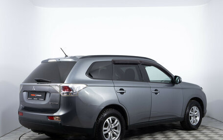 Mitsubishi Outlander III рестайлинг 3, 2012 год, 890 000 рублей, 5 фотография