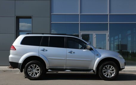 Mitsubishi Pajero Sport II рестайлинг, 2014 год, 1 785 000 рублей, 5 фотография