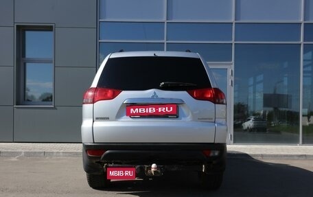 Mitsubishi Pajero Sport II рестайлинг, 2014 год, 1 785 000 рублей, 4 фотография