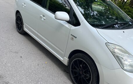 Toyota Prius, 2008 год, 849 999 рублей, 2 фотография