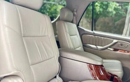 Toyota Sequoia II рестайлинг, 2006 год, 1 517 866 рублей, 9 фотография