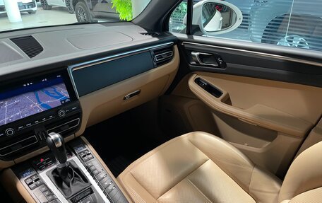 Porsche Macan I рестайлинг, 2019 год, 5 350 000 рублей, 28 фотография