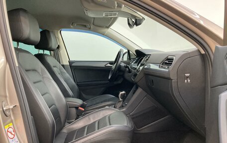 Volkswagen Tiguan II, 2021 год, 3 400 000 рублей, 14 фотография