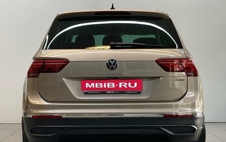 Volkswagen Tiguan II, 2021 год, 3 400 000 рублей, 6 фотография