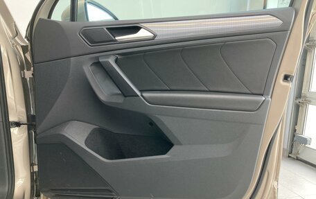 Volkswagen Tiguan II, 2021 год, 3 400 000 рублей, 18 фотография