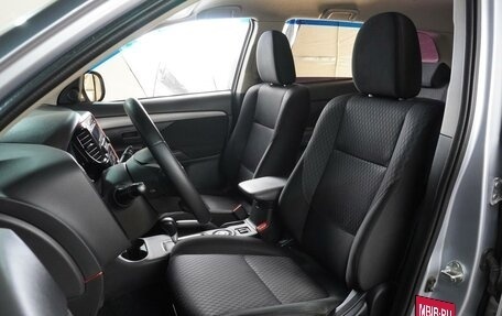 Mitsubishi Outlander III рестайлинг 3, 2012 год, 1 299 000 рублей, 10 фотография