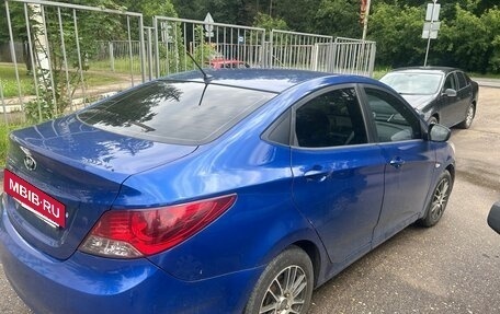 Hyundai Solaris II рестайлинг, 2011 год, 550 000 рублей, 4 фотография