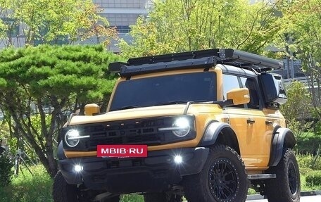 Ford Bronco, 2022 год, 5 860 000 рублей, 2 фотография