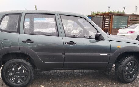 Chevrolet Niva I рестайлинг, 2010 год, 430 000 рублей, 6 фотография