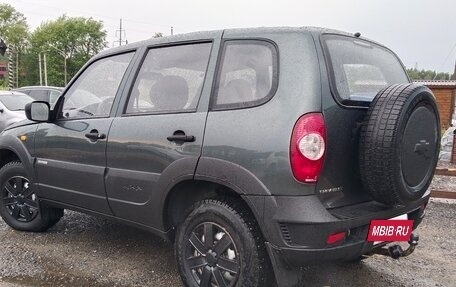 Chevrolet Niva I рестайлинг, 2010 год, 430 000 рублей, 3 фотография