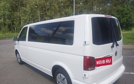 Volkswagen Caravelle T6 рестайлинг, 2024 год, 6 850 000 рублей, 4 фотография