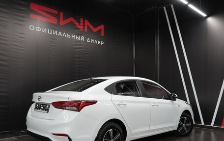 Hyundai Solaris II рестайлинг, 2018 год, 1 869 000 рублей, 6 фотография