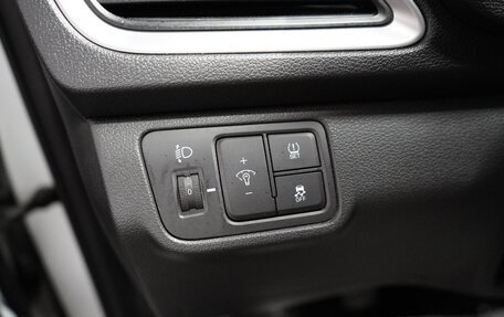 Hyundai Solaris II рестайлинг, 2018 год, 1 869 000 рублей, 19 фотография