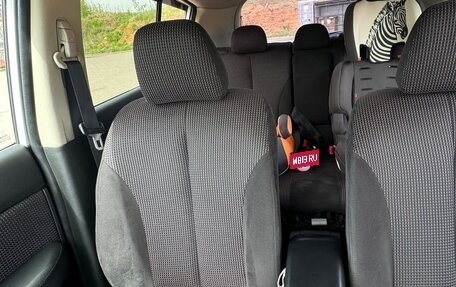 Nissan Tiida, 2011 год, 750 000 рублей, 13 фотография