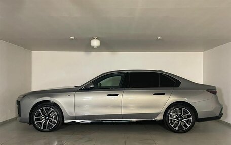 BMW 7 серия, 2025 год, 40 000 000 рублей, 4 фотография