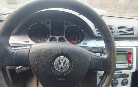 Volkswagen Passat B6, 2006 год, 394 980 рублей, 3 фотография