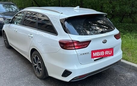 KIA cee'd III, 2019 год, 1 700 000 рублей, 2 фотография