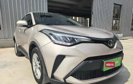 Toyota C-HR I рестайлинг, 2022 год, 1 980 777 рублей, 3 фотография