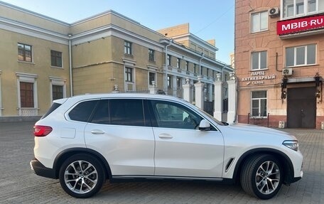 BMW X5, 2018 год, 6 150 000 рублей, 3 фотография