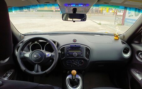Nissan Juke II, 2012 год, 950 000 рублей, 14 фотография